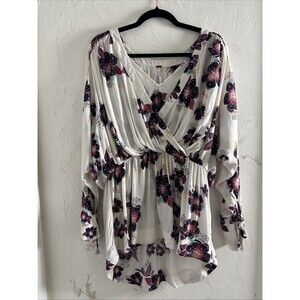 Free People Tuscan Dreams Tunic Top M Ivory Floral Boho Festival Whimsy Loose